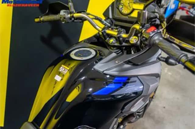 Suzuki V-Strom 650 (2022) thumbnail 5