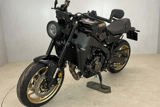 Yamaha MT 10 FZ 10 (2016) thumbnail 4