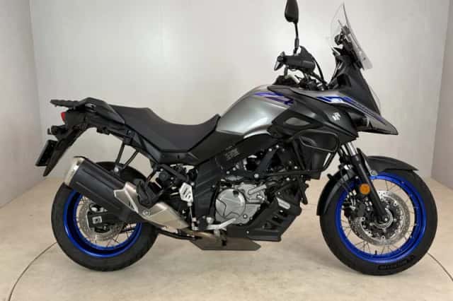 Suzuki GSX-S1000GT (2026) thumbnail 1