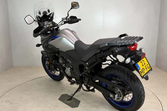 Suzuki GSX-S1000GT (2026) thumbnail 6