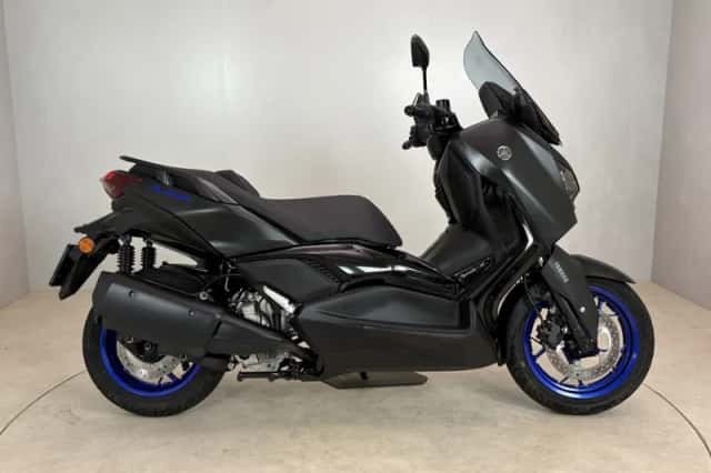 Yamaha X-MAX 300 (2024) thumbnail 1