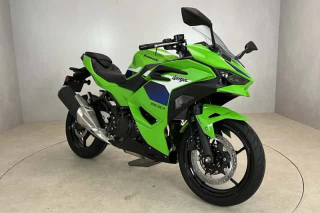 Kawasaki Ninja 500 (2026) thumbnail 2
