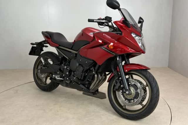 Yamaha XJ6 Diversion F (2010) thumbnail 2