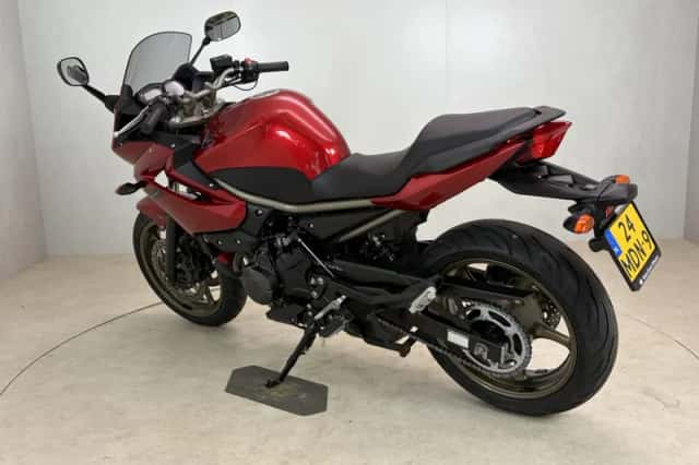 Yamaha XJ6 Diversion F (2010) thumbnail 6