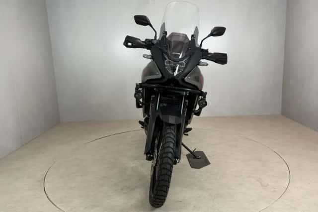 Honda CB650R (2022) thumbnail 3