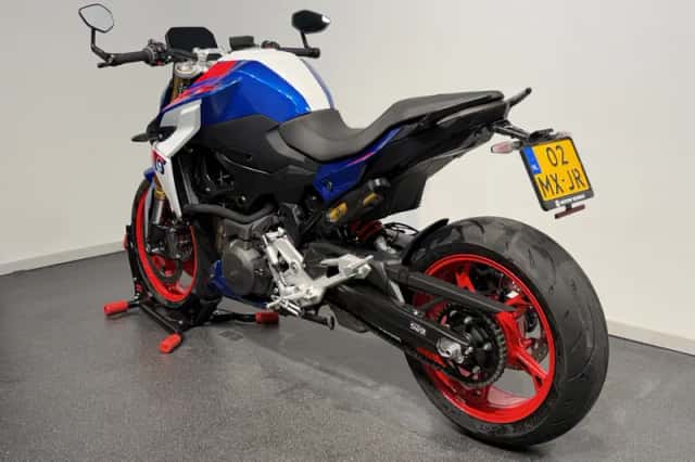 BMW F 900 R (2025) thumbnail 4