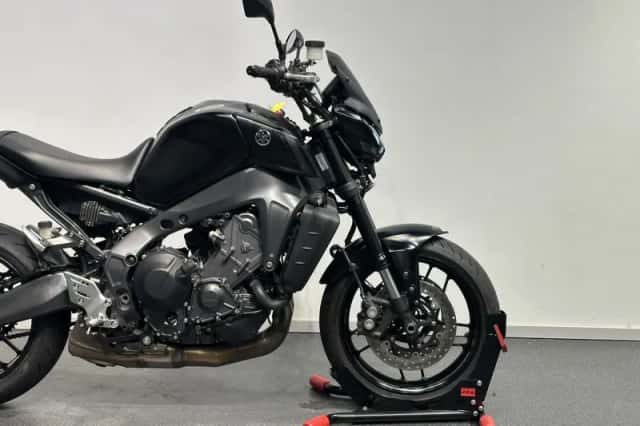 Yamaha MT-09 (2021) thumbnail 5