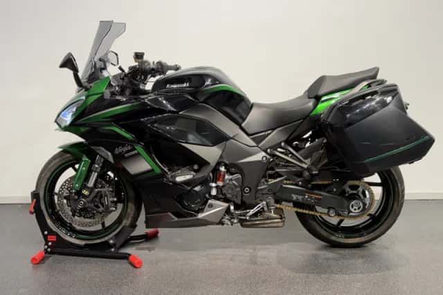 Kawasaki Ninja 1000SX (2020) thumbnail 2