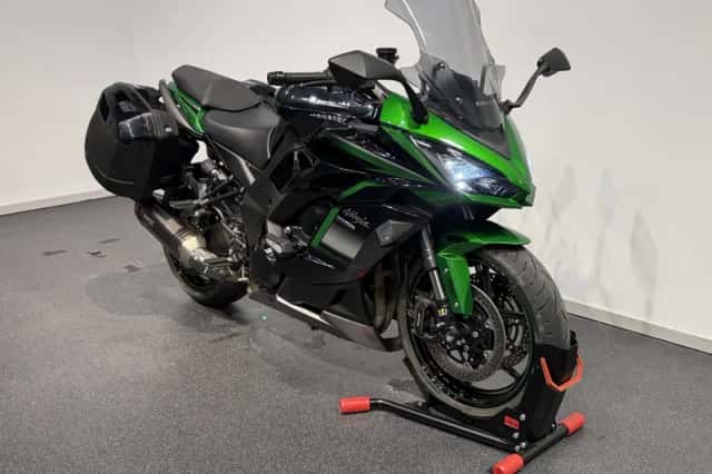 Kawasaki Ninja 1000SX (2020) thumbnail 3