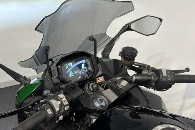 Kawasaki Ninja 1000SX (2020) thumbnail 6