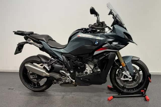BMW S 1000 XR (2026) thumbnail 1