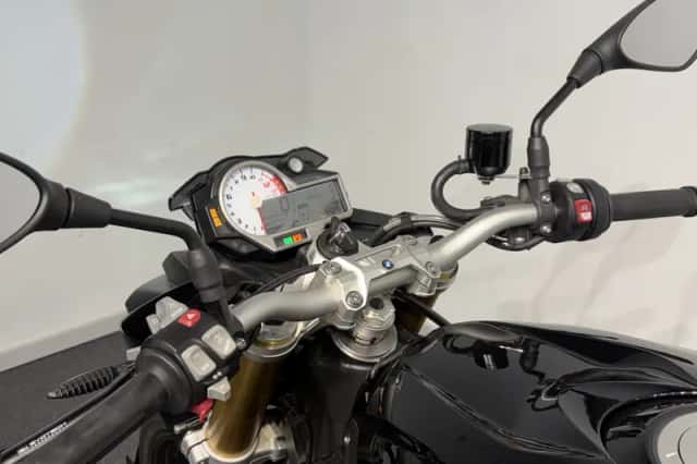 BMW S 1000 R (2016) thumbnail 6