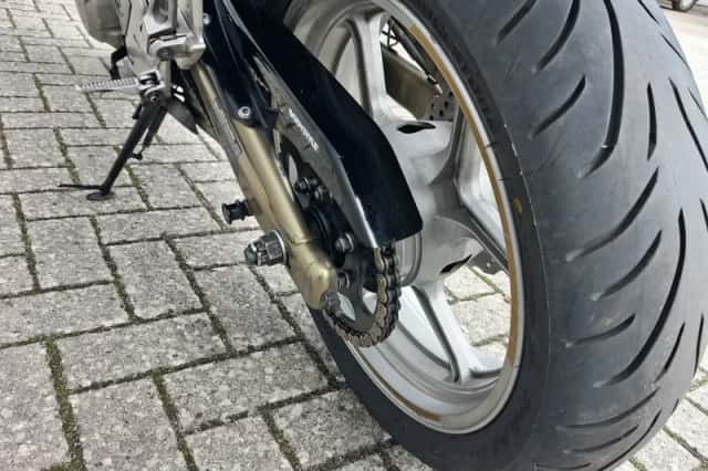 Kawasaki Er-6n (2006) thumbnail 4