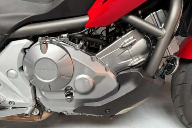 Honda NC700X (2013) thumbnail 6