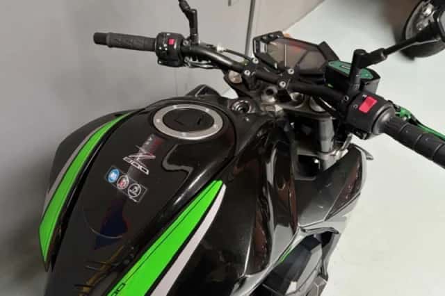 Kawasaki Z 800 E (2016) thumbnail 3