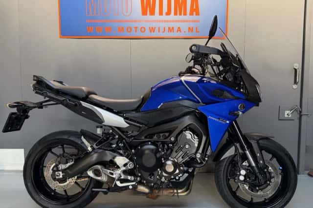 Yamaha Tracer 900 (2018) thumbnail 1