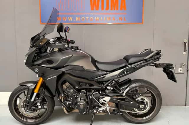 Yamaha Tracer 900 (2015) thumbnail 2