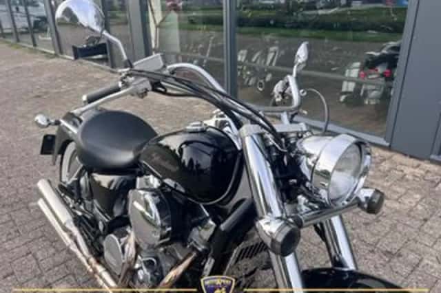 Honda VT 750C Shadow (2005) thumbnail 4