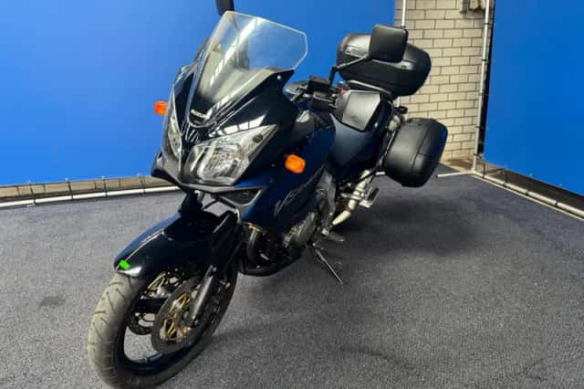 Suzuki DL1000 (2003) thumbnail 1