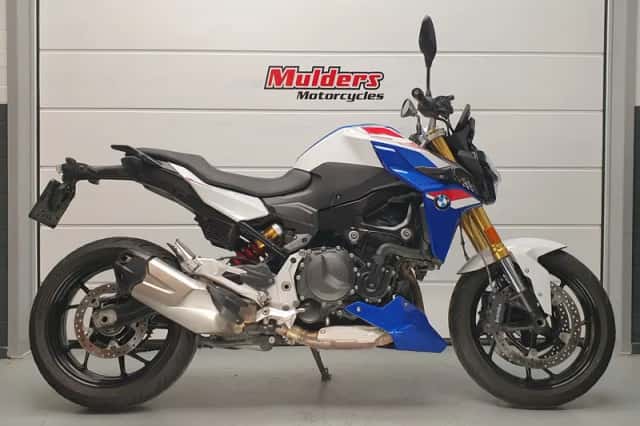 BMW F 900 R (2024) thumbnail 2