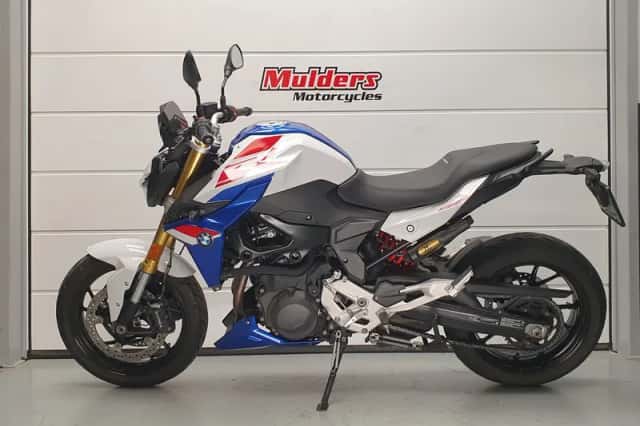 BMW F 900 R (2024) thumbnail 3