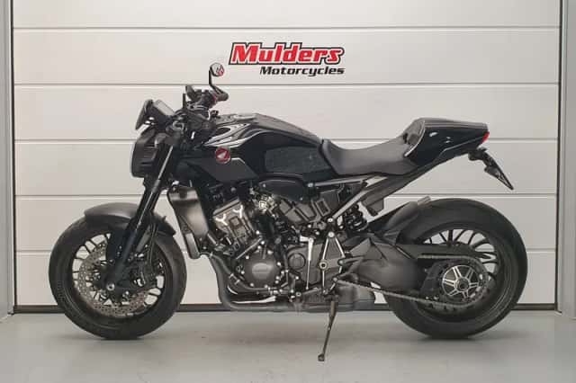 Honda CB1000R (2021) thumbnail 3