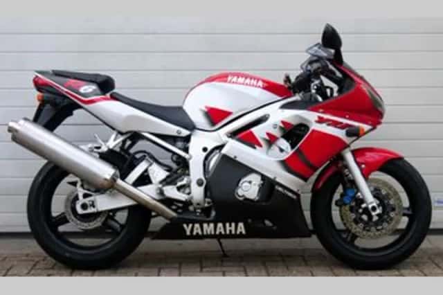 Yamaha YZF-R6 (2000) thumbnail 1