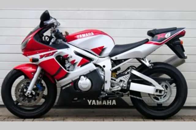 Yamaha YZF-R6 (2000) thumbnail 2