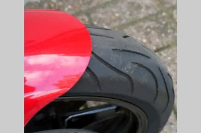 Yamaha YZF-R6 (2000) thumbnail 6