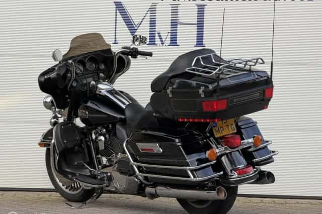 Harley-Davidson Electra Glide Ultra Classic (2010) thumbnail 3