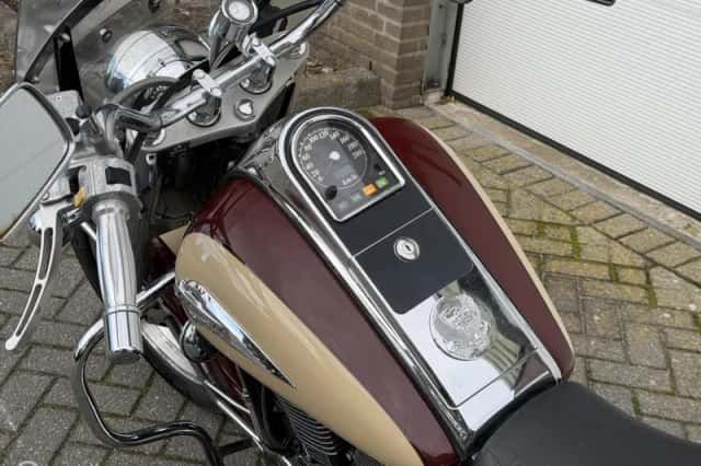 Suzuki VL 1500 Intruder (1998) thumbnail 4