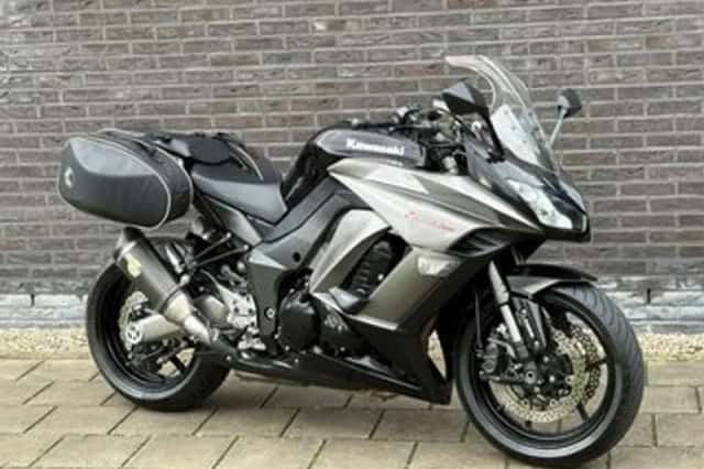 Kawasaki Z1000 (2013) thumbnail 1