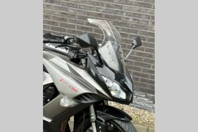 Kawasaki Z1000 (2013) thumbnail 2