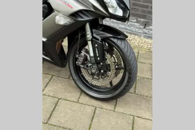 Kawasaki Z1000 (2013) thumbnail 3