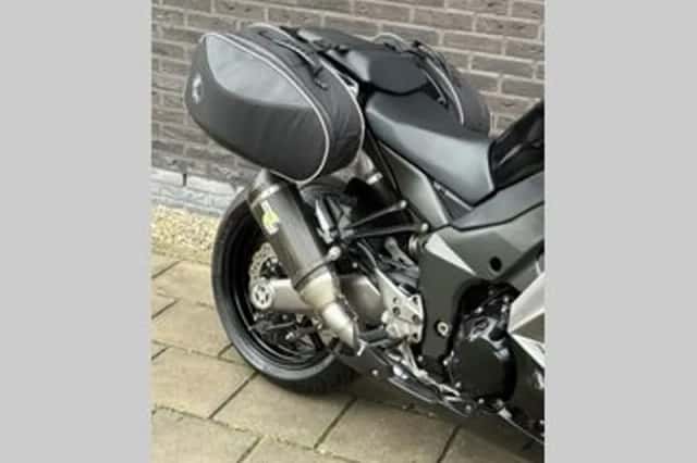 Kawasaki Z1000 (2013) thumbnail 4