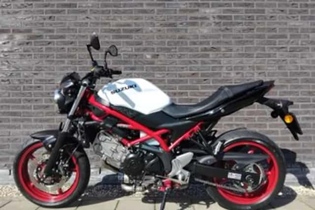 Suzuki SV650 (2022) thumbnail 2