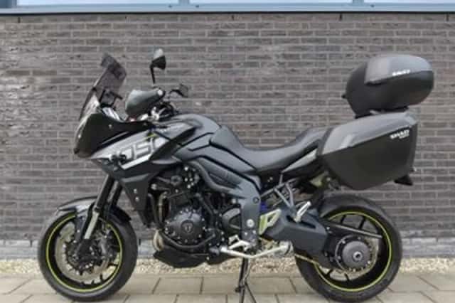 Triumph Tiger 1050 Sport (2017) thumbnail 2