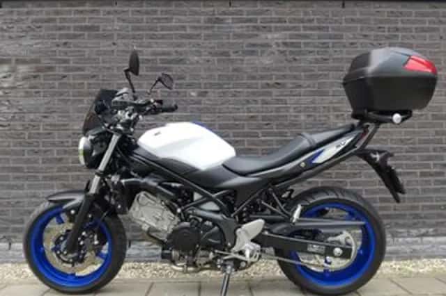 Suzuki SV650 (2016) thumbnail 2