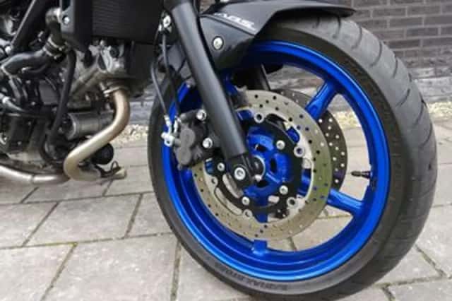 Suzuki SV650 (2016) thumbnail 5