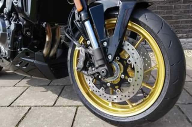 Suzuki GSX-8TT (2026) thumbnail 3