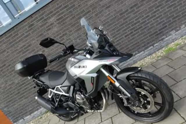 Suzuki V-Strom 800 (2026) thumbnail 1