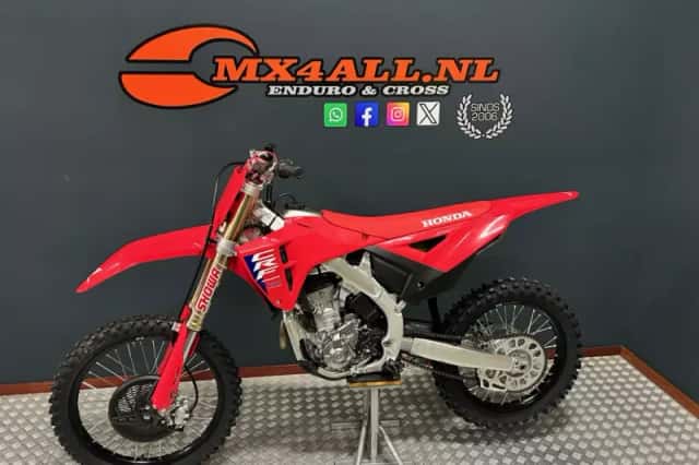 Honda CRF 250 R (2026) thumbnail 3