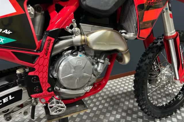 KTM EXC (2026) thumbnail 3