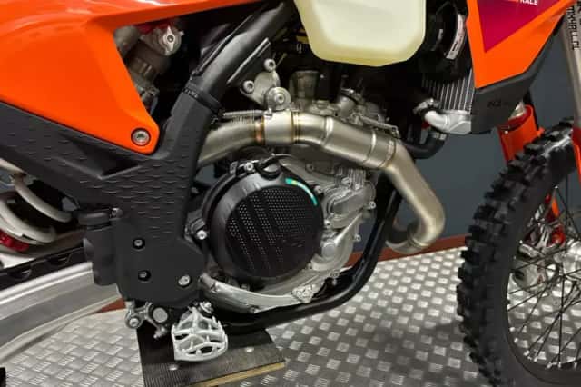 KTM 450 EXC F (2026) thumbnail 3