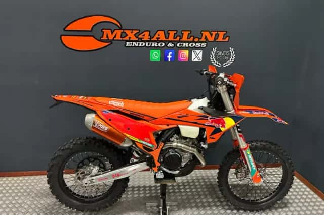 KTM 450 EXC F (2026) thumbnail 1