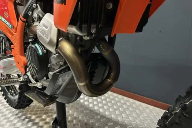 KTM 450 SX-F (2024) thumbnail 5