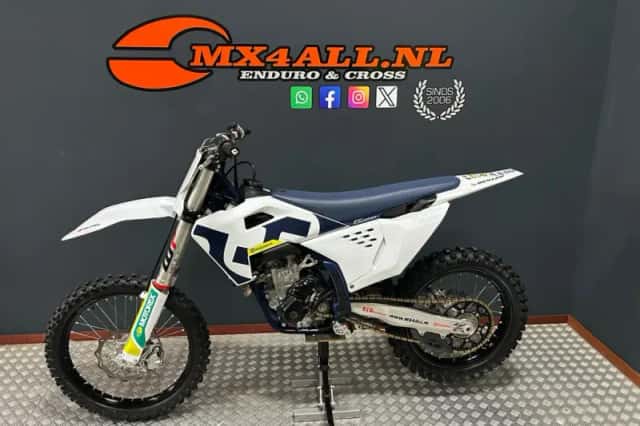 Husqvarna FC 250 (2026) thumbnail 2