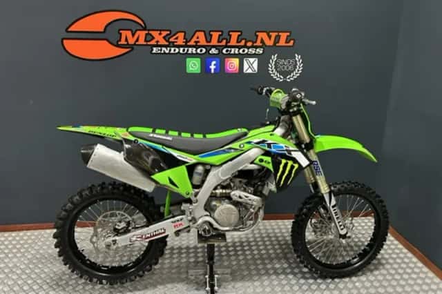 Kawasaki KX 250 (2025) thumbnail 1