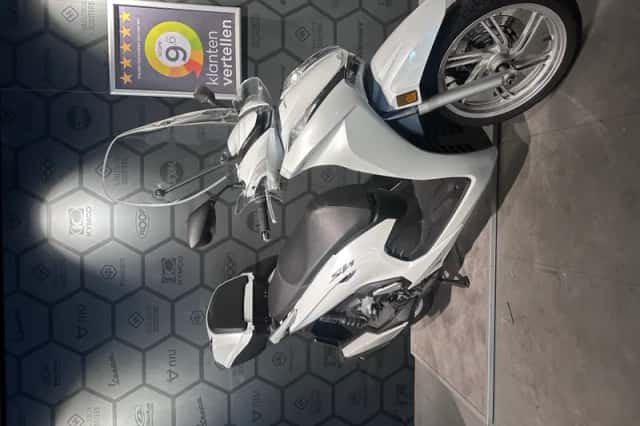 Honda SH350i 350cc (2022) thumbnail 1