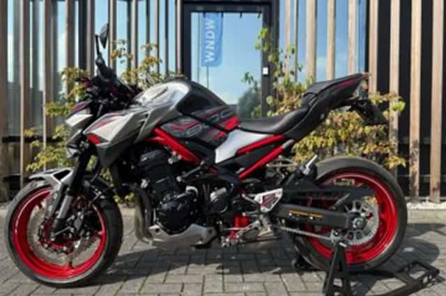 Kawasaki Z900 (2023) thumbnail 2
